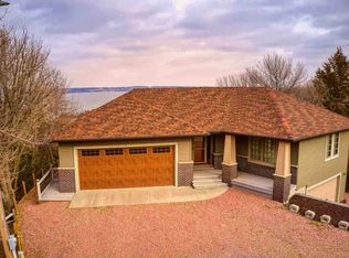 18 Timberline Trl, Crofton, NE 68730