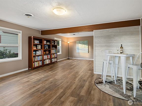 5th image of 805 E 5th Avenue