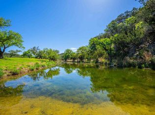 161 E Flach Ranch Rd, Comfort, TX 78013