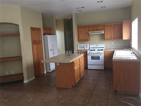 3rd image of 7862 Delta Oak Ct #0