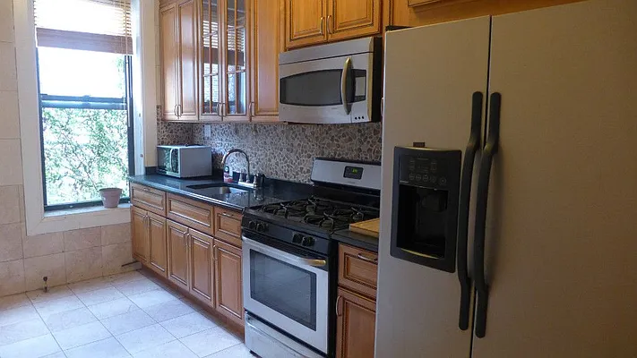 Rented by All Points Real Estate | media 37