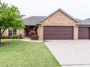 10628 NW 40th St, Yukon, OK 73099