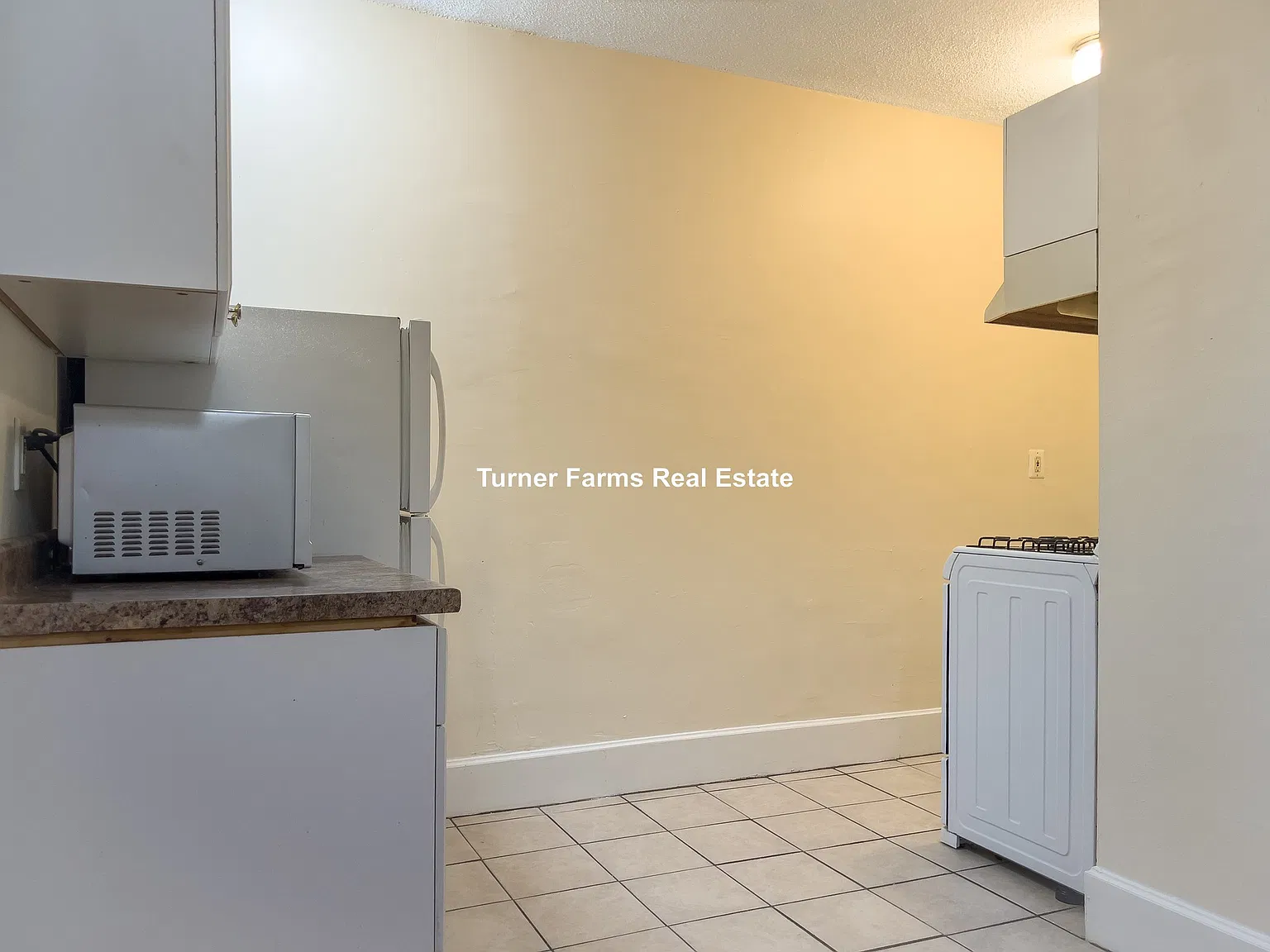 2 bed, 9999 sqft, $2,600 — Photo 4