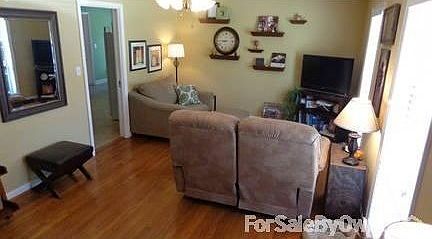 Kitchen
						:
						Kitchen