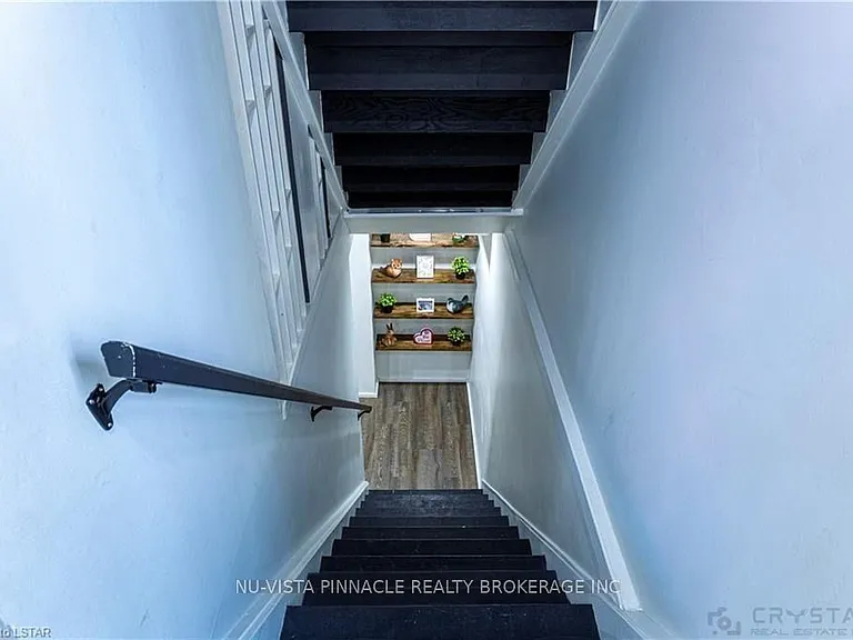 7 Ranchwood Cres — Photo 22
