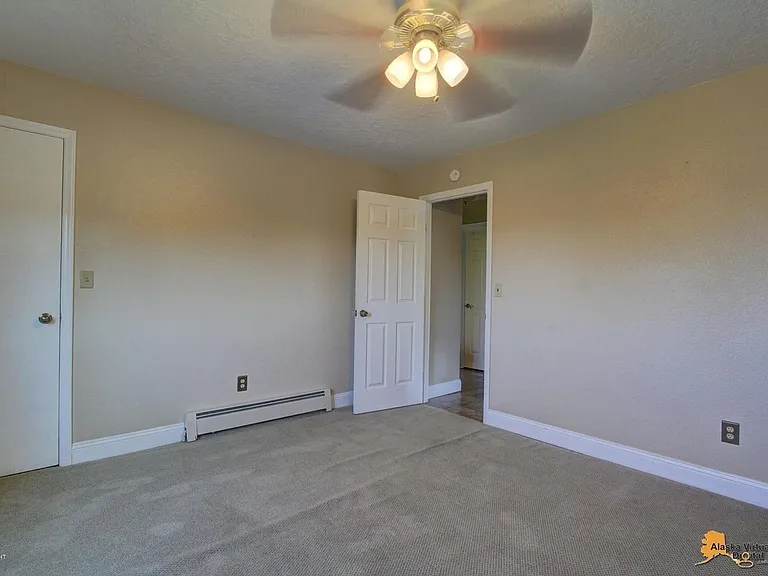 18610 Lowrie Loop — Photo 20