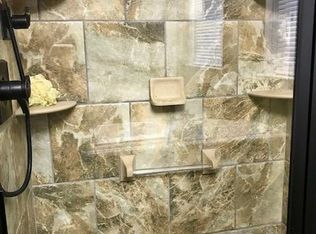 105 Cherokee Dr, Eufaula, AL 36027