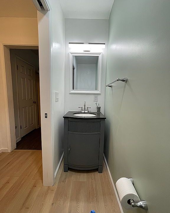 2nd image of 9463 Hayes St