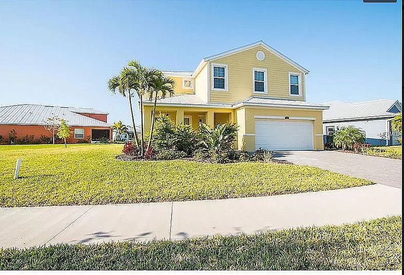 2nd image of 456 Bahama Grande Blvd