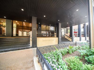 233 E Erie St APT 1406, Chicago, IL, 60611