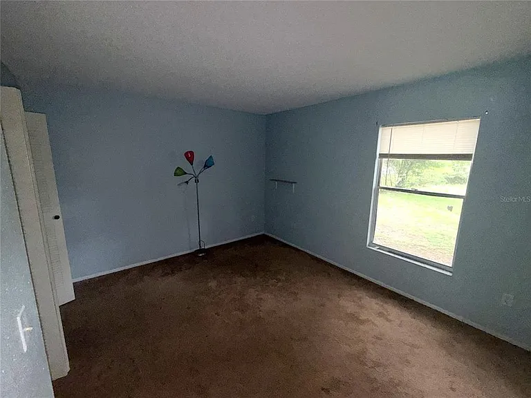 745 Whitewood Dr — Photo 6