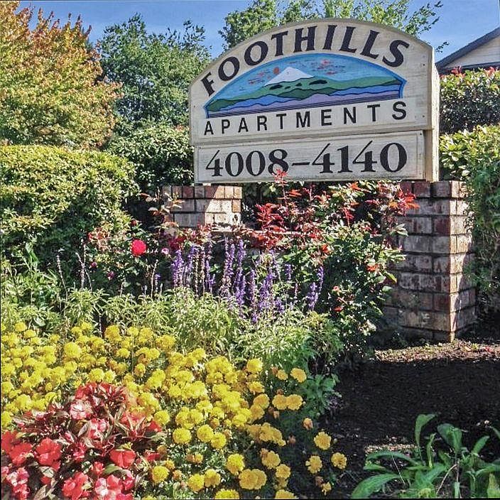 Foothills Sign Foothills Apartments Portland OR
