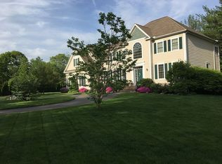 11 Bluestone Ln, Avon, CT 06001