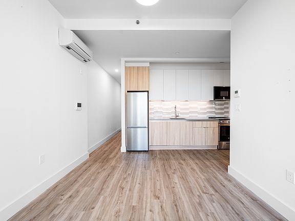 5th image of 584 4th Ave #304