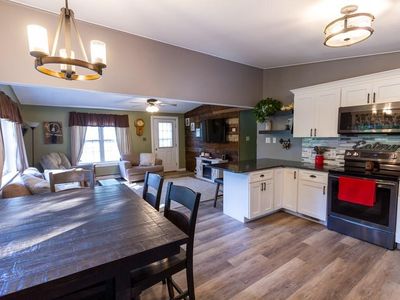 8 W Brookfield Rd, North Brookfield, MA, 01535
