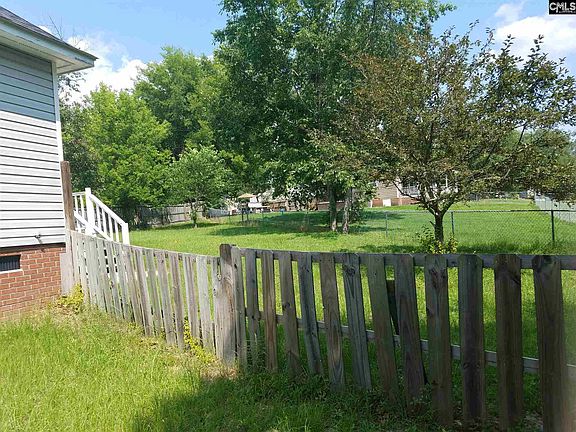 2nd image of 128 Green Glen Dr