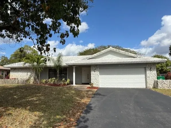 8475 NW 2nd Mnr, Pompano Beach, FL 33071