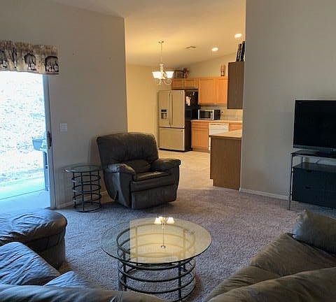 4th image of 2956 Green Acres Dr