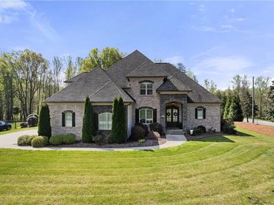 6641 Linville Ridge Dr, Oak Ridge, NC, 27310