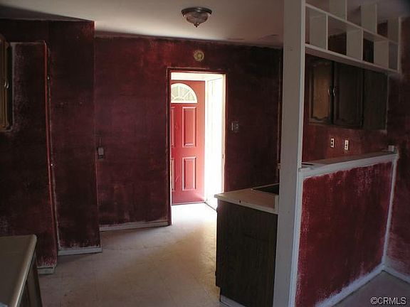4th image of 306 W 48th St