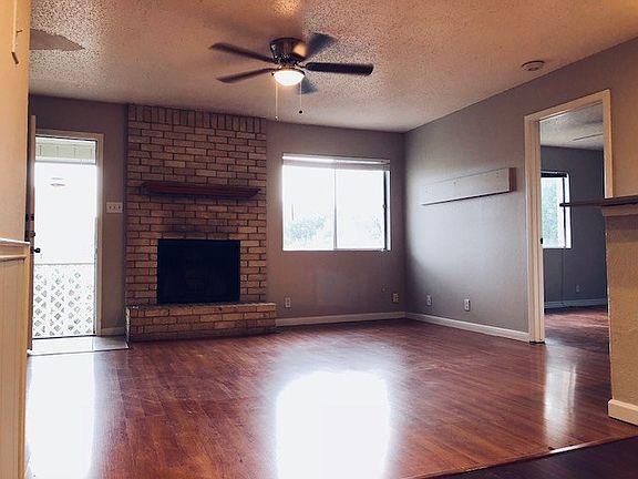 4th image of 9902 Hundred Oaks Cir