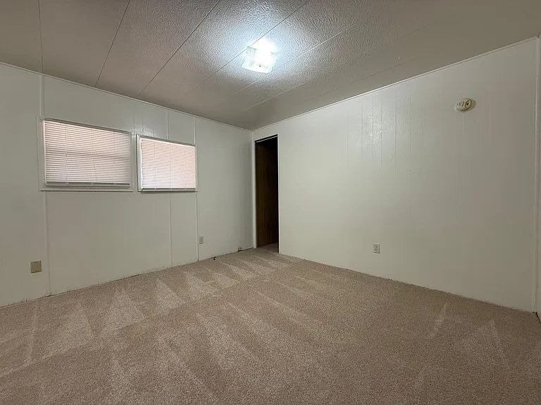 460 South St — Photo 24