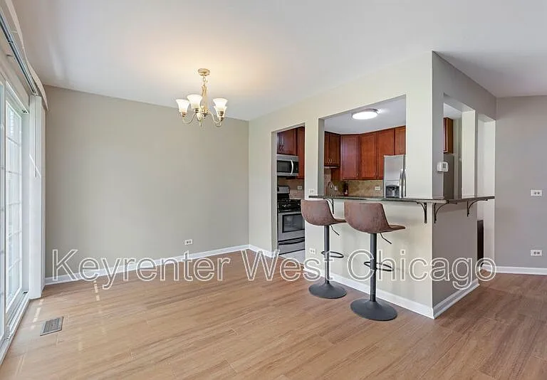 1851 Fox Run Dr #B — Photo 9