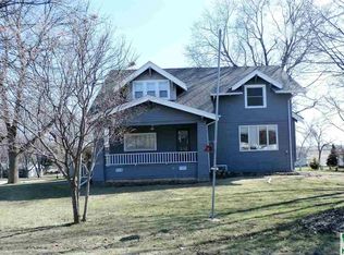 612 6th Ave, Alton, IA 51003