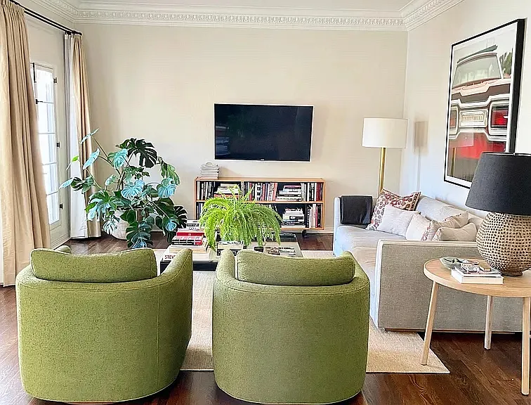 1330 N Harper Ave #208 — Photo 7
