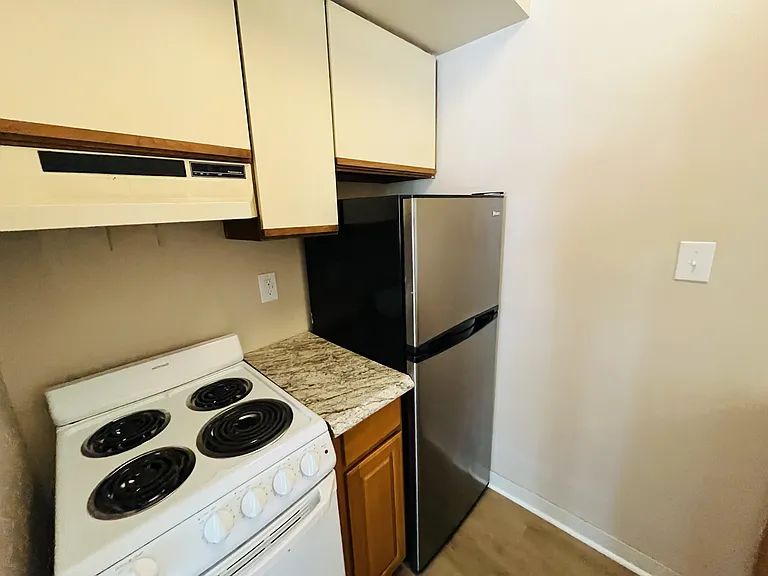 36 Pacific Dr — Photo 7