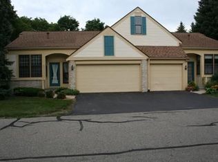 6520 Brook Trl, Lansing, MI