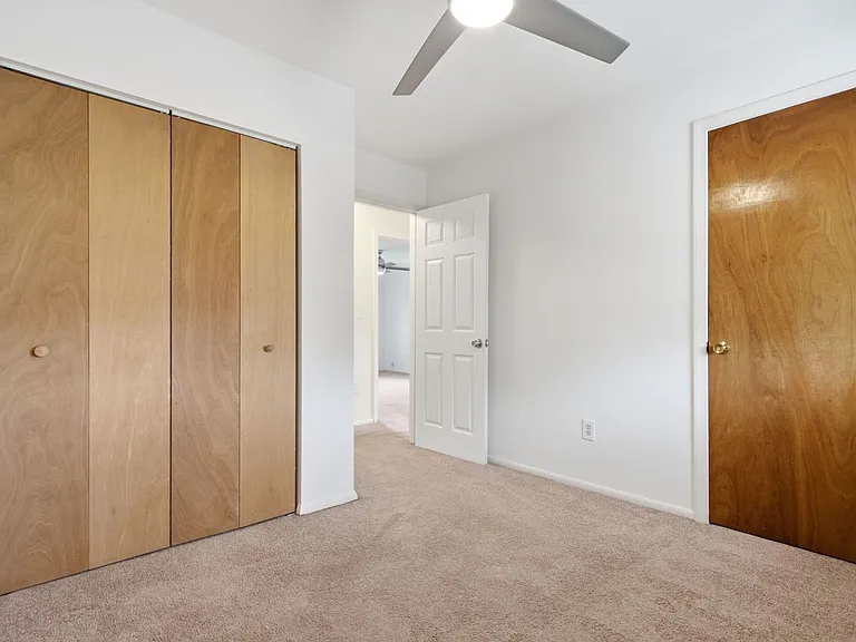 2521 Shanandale Dr — Photo 31