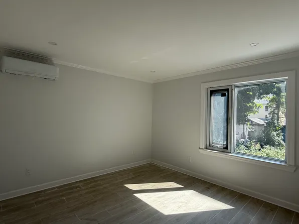 164-30 77th Road image 6 of 17