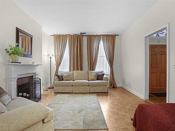5th image of 931 Park Ave