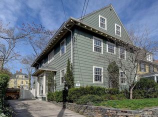 76 Taber Ave, Providence, RI 02906