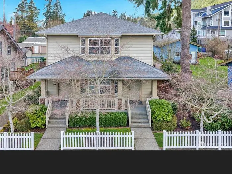 262 SE Andrews St — Photo 11
