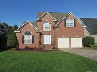 6524 Elfreda Rd, Charlotte, NC 28270