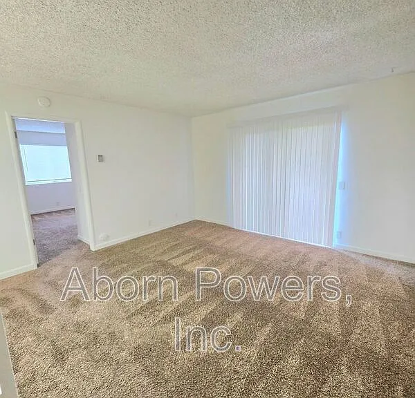1221 B St #12 — Photo 4