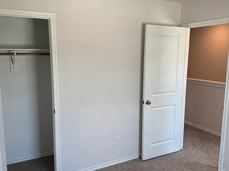 Guest Bedroom:
Guest Bedroom Closet