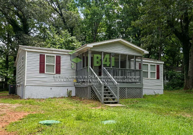 355 Steele Dr — Photo 2