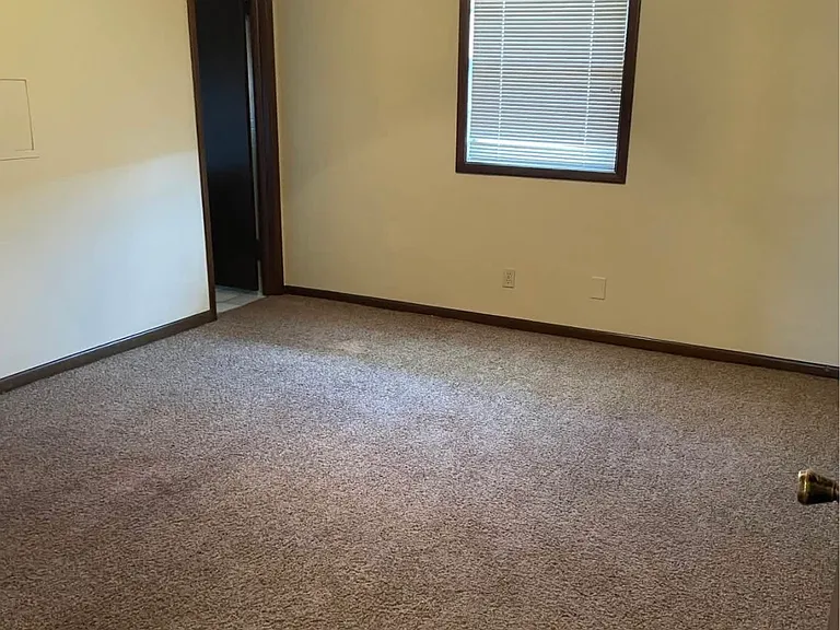 720 E Redbud Ct — Photo 13