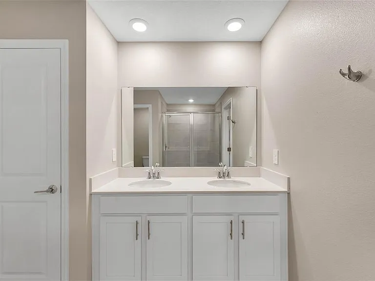 2840 Muller Oak Loop — Photo 19