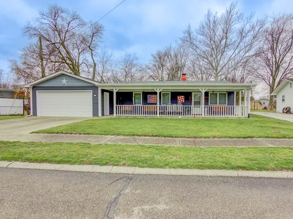 925 Delman Dr, Shelbyville, IN 46176