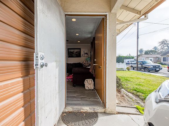 5th image of 823 Joaquin St