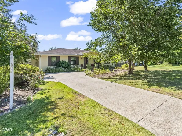 606 Minnesota Ave, Lynn Haven, FL 32444