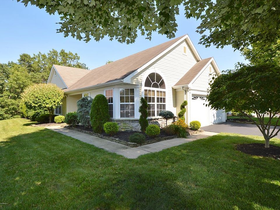 1st image of 3429 Vicari Ave