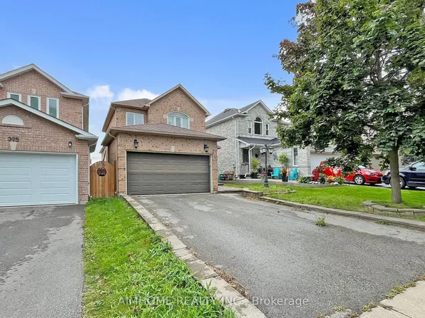 399 Flanagan Ct, Newmarket, ON L3X 2G1