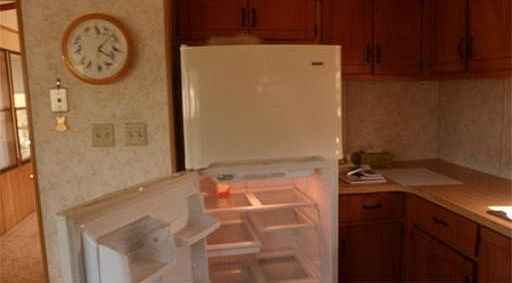 5th image of 8 Viola Dr