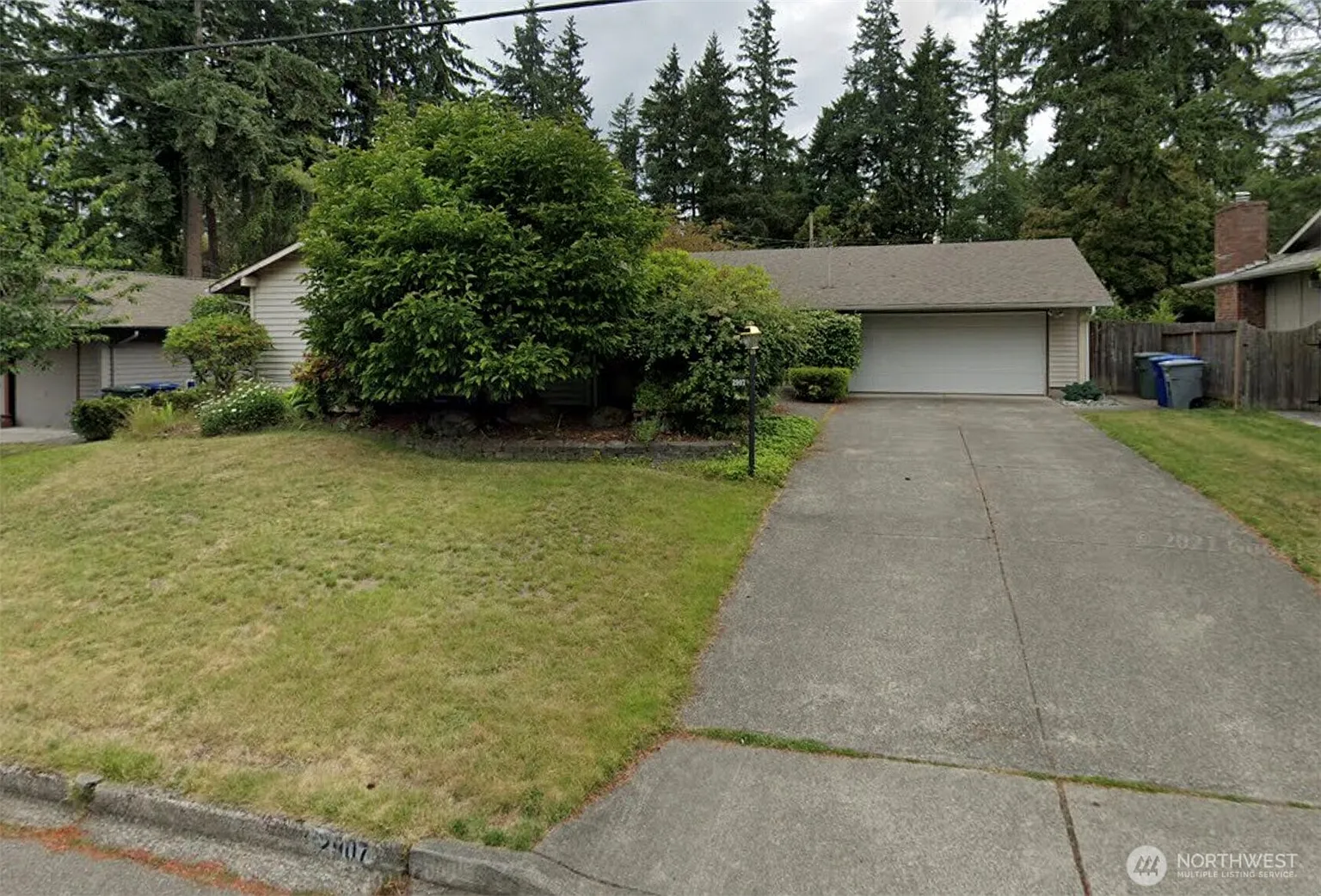 2907 162 Avenue SE photo 1
