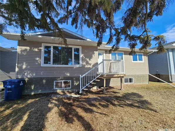 297 5th AVENUE E, Unity, SK S0K 4L0